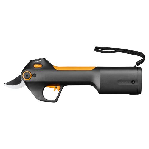 Секатор акумуляторний Fiskars ePruner M Bypass із вбудованим акумулятором 8В 4 Ач (1082297)